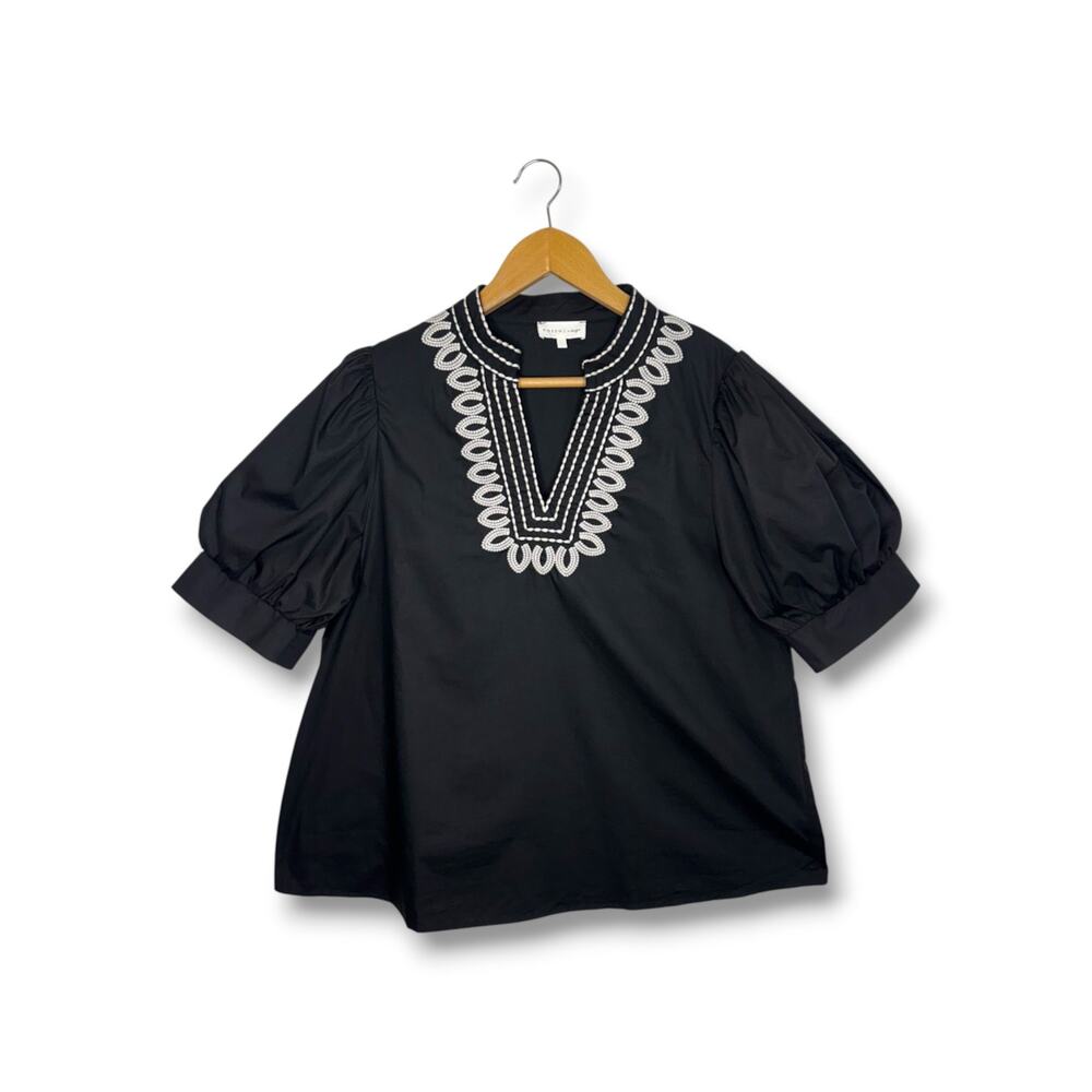 Entro Women's Embroidered Puff Sleeve Top Size XL Black V Neck Cotton Blouse